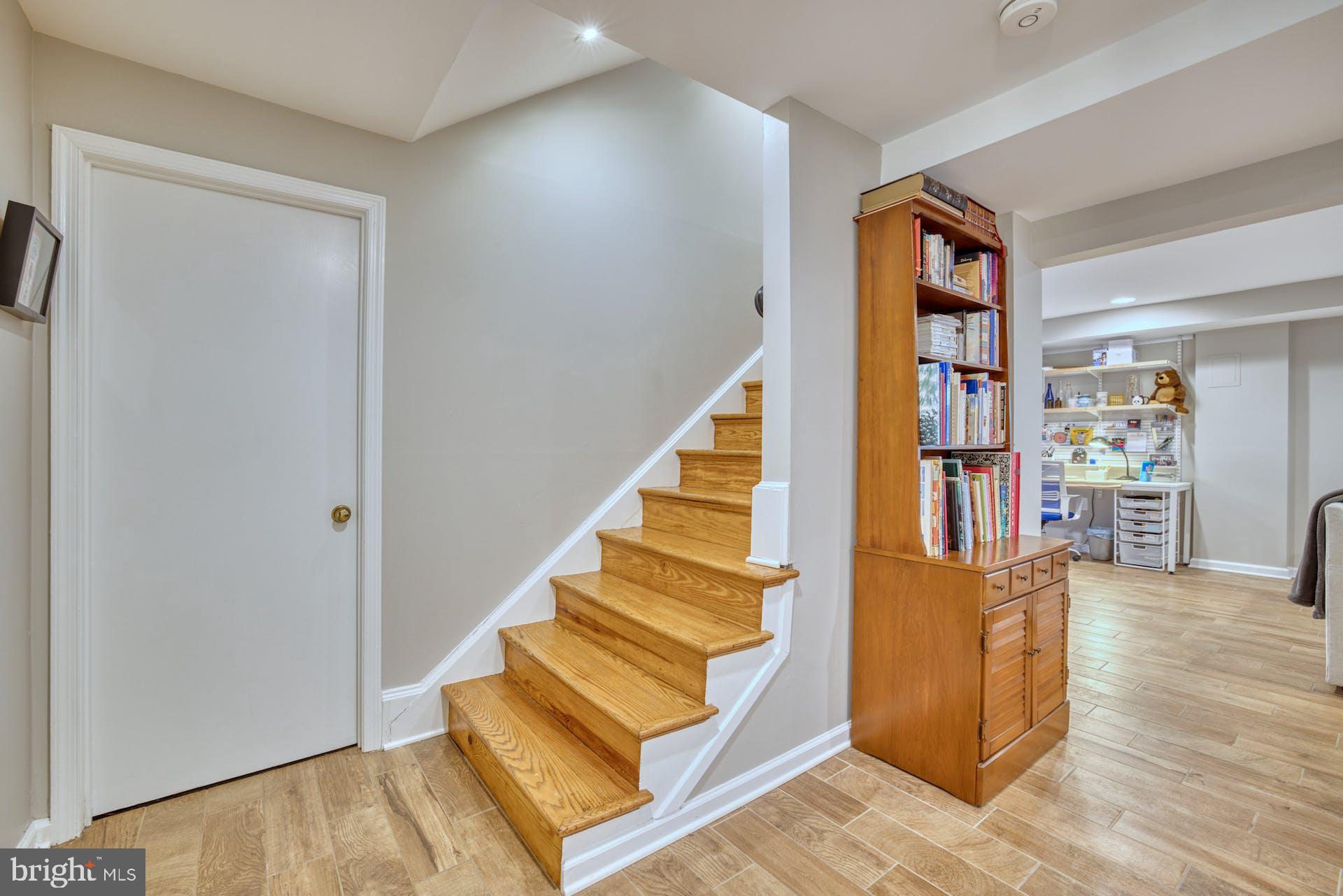 1829 Wainwright Drive Reston, VA 20190 - Photo 29 of 44