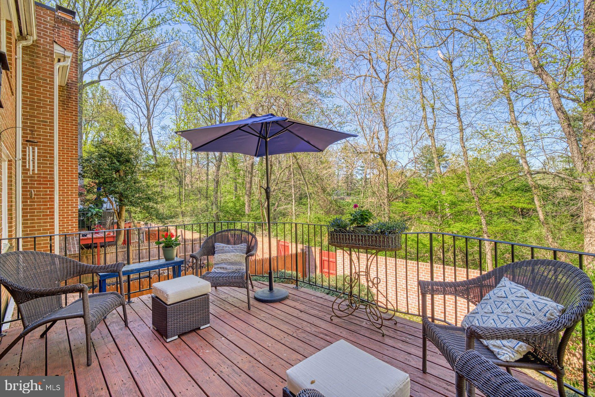 1829 Wainwright Drive Reston, VA 20190 - Photo 38 of 44