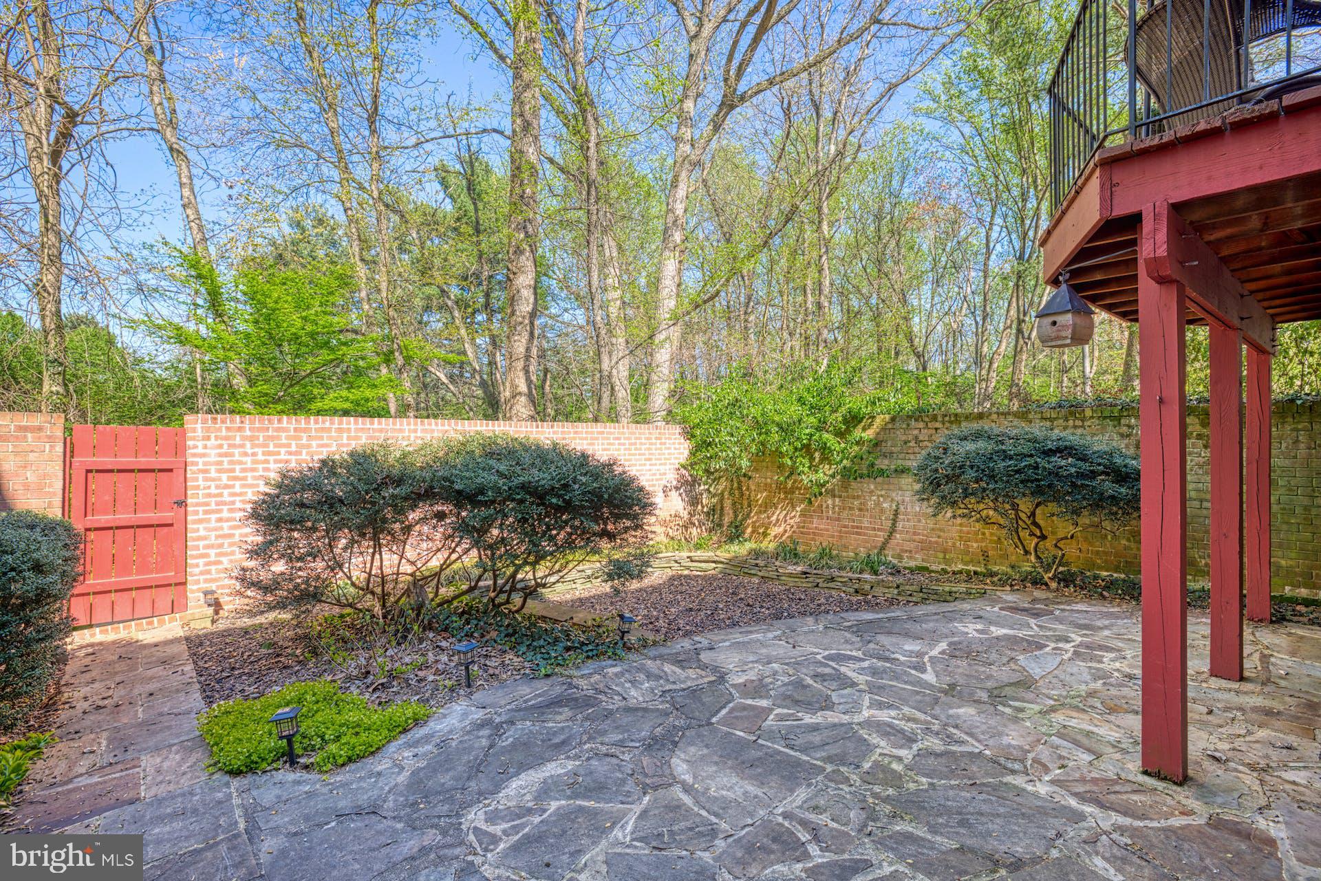 1829 Wainwright Drive Reston, VA 20190 - Photo 41 of 44