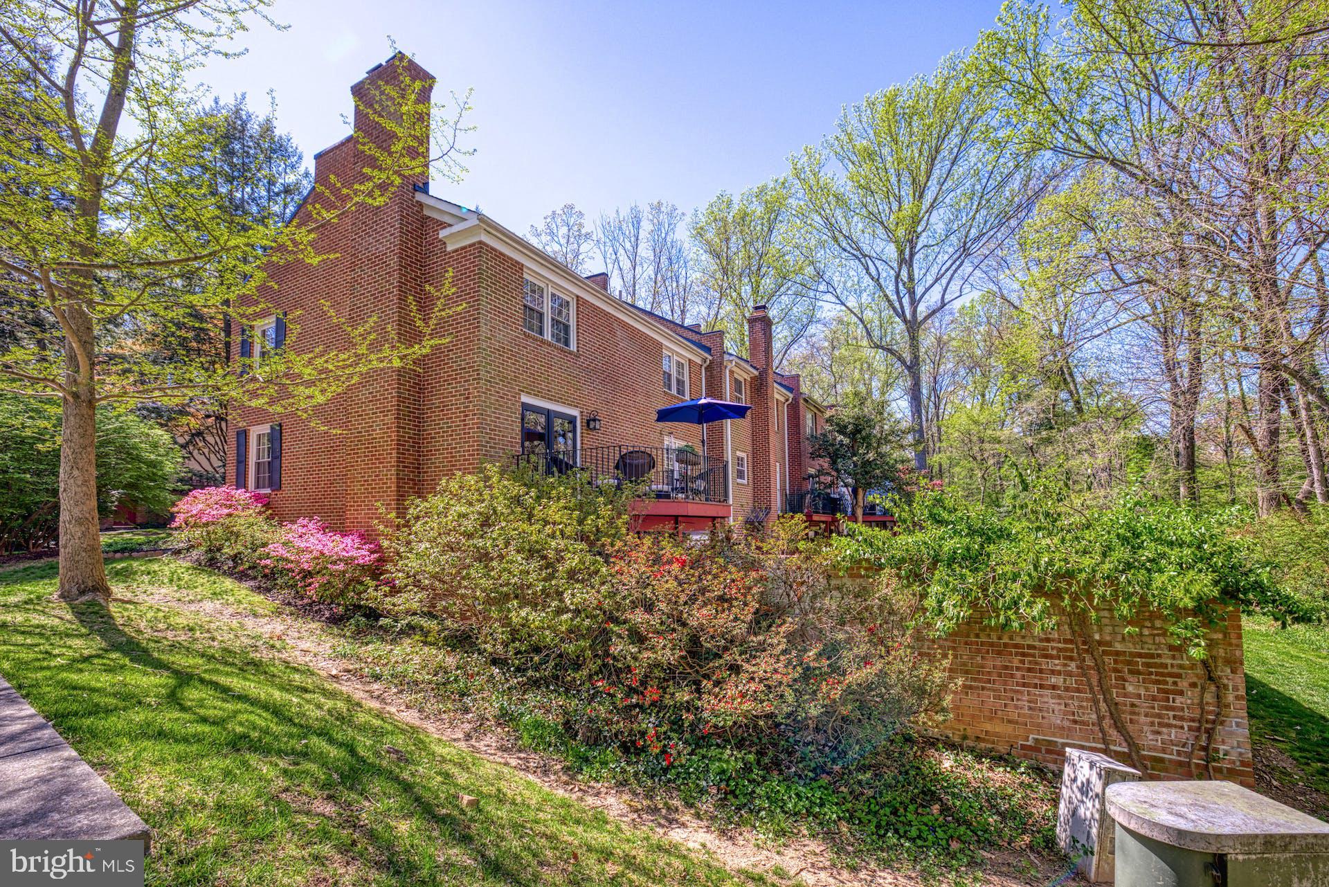 1829 Wainwright Drive Reston, VA 20190 - Photo 43 of 44