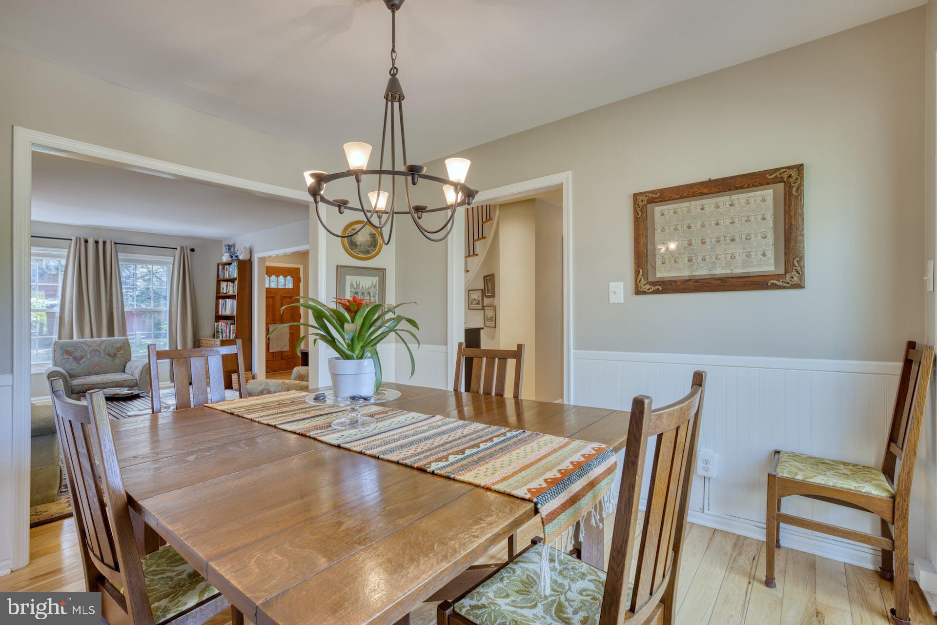 1829 Wainwright Drive Reston, VA 20190 - Photo 8 of 44