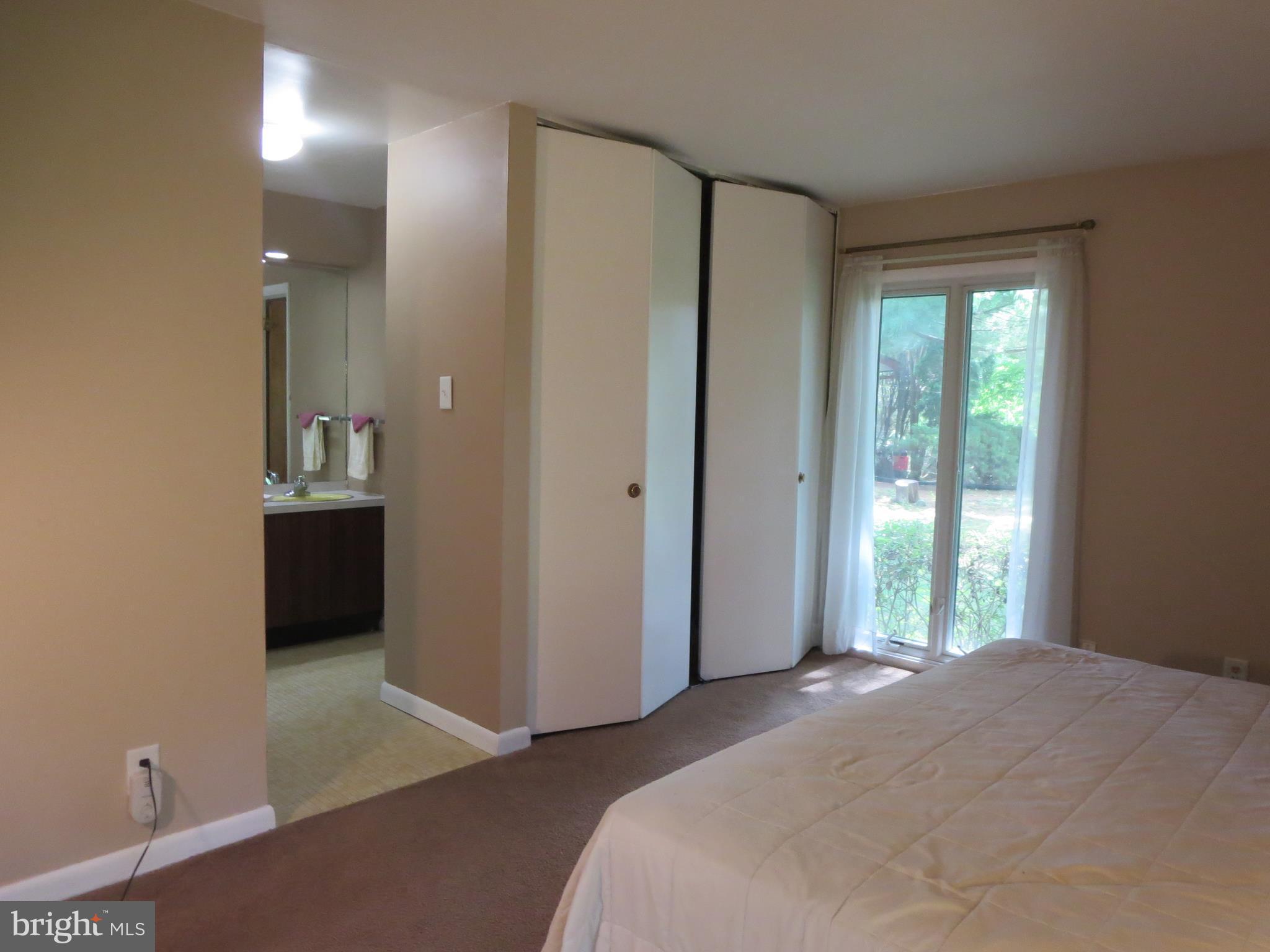 10143 Spring Pools Lane Columbia, MD 21044 - Photo 18 of 30 Bedroom (Master)