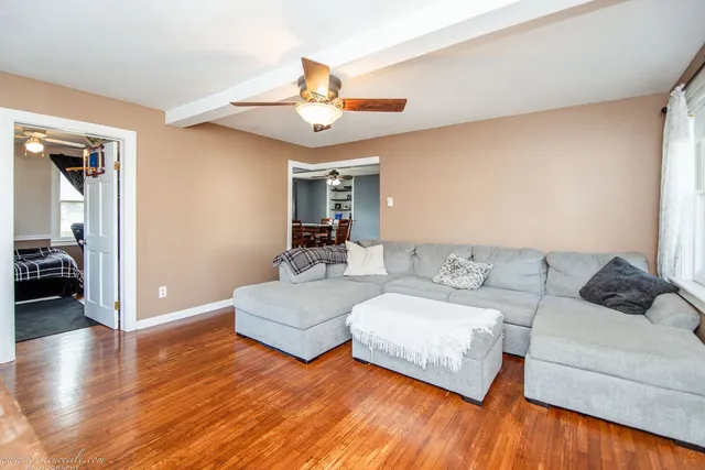 $2,200 | 332 West North Street, Peotone, IL 60468