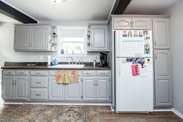 $2,200 | 332 West North Street, Peotone, IL 60468