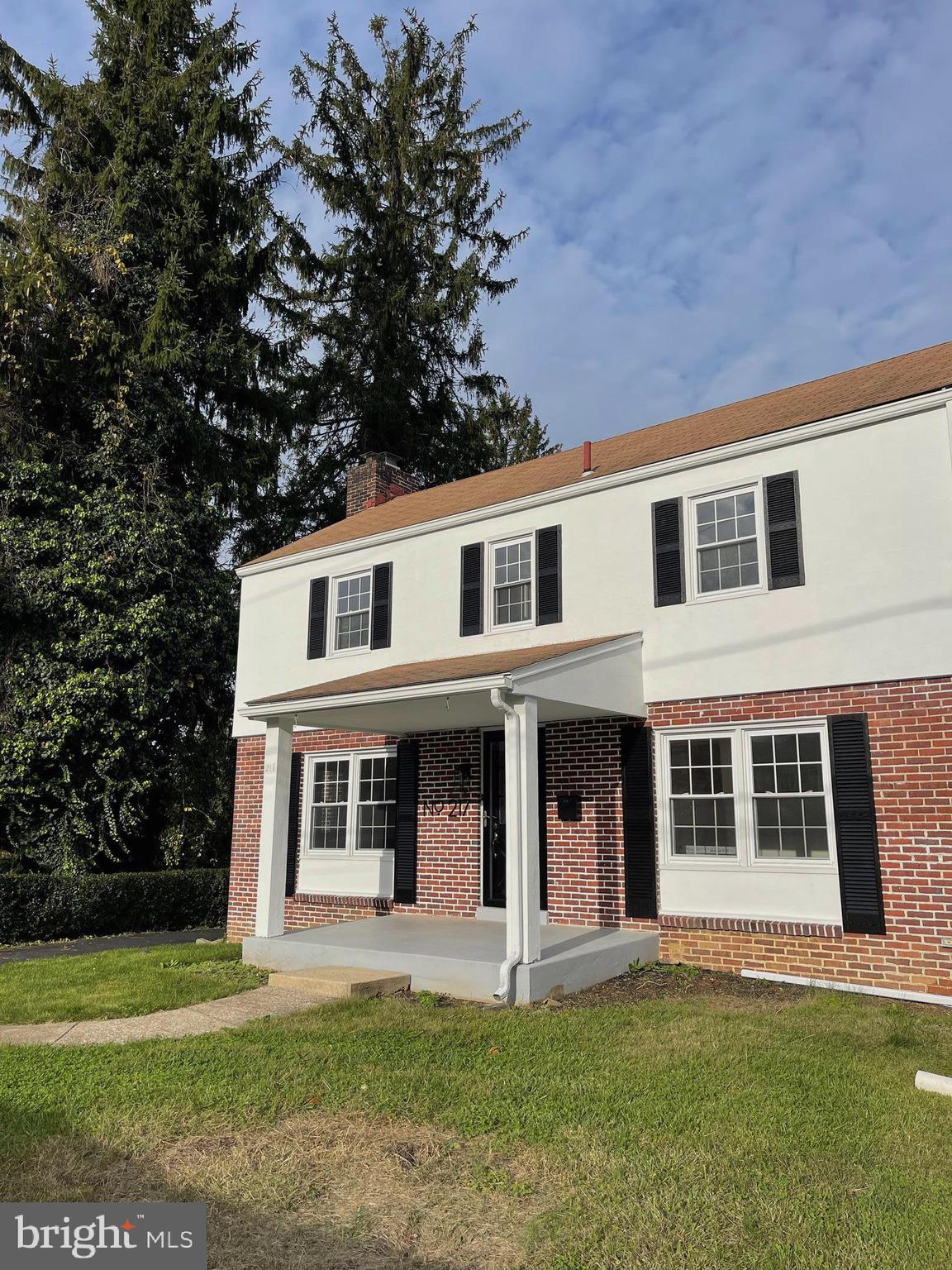 217 Dorset Road Devon, PA 19333 - Photo 4 of 27