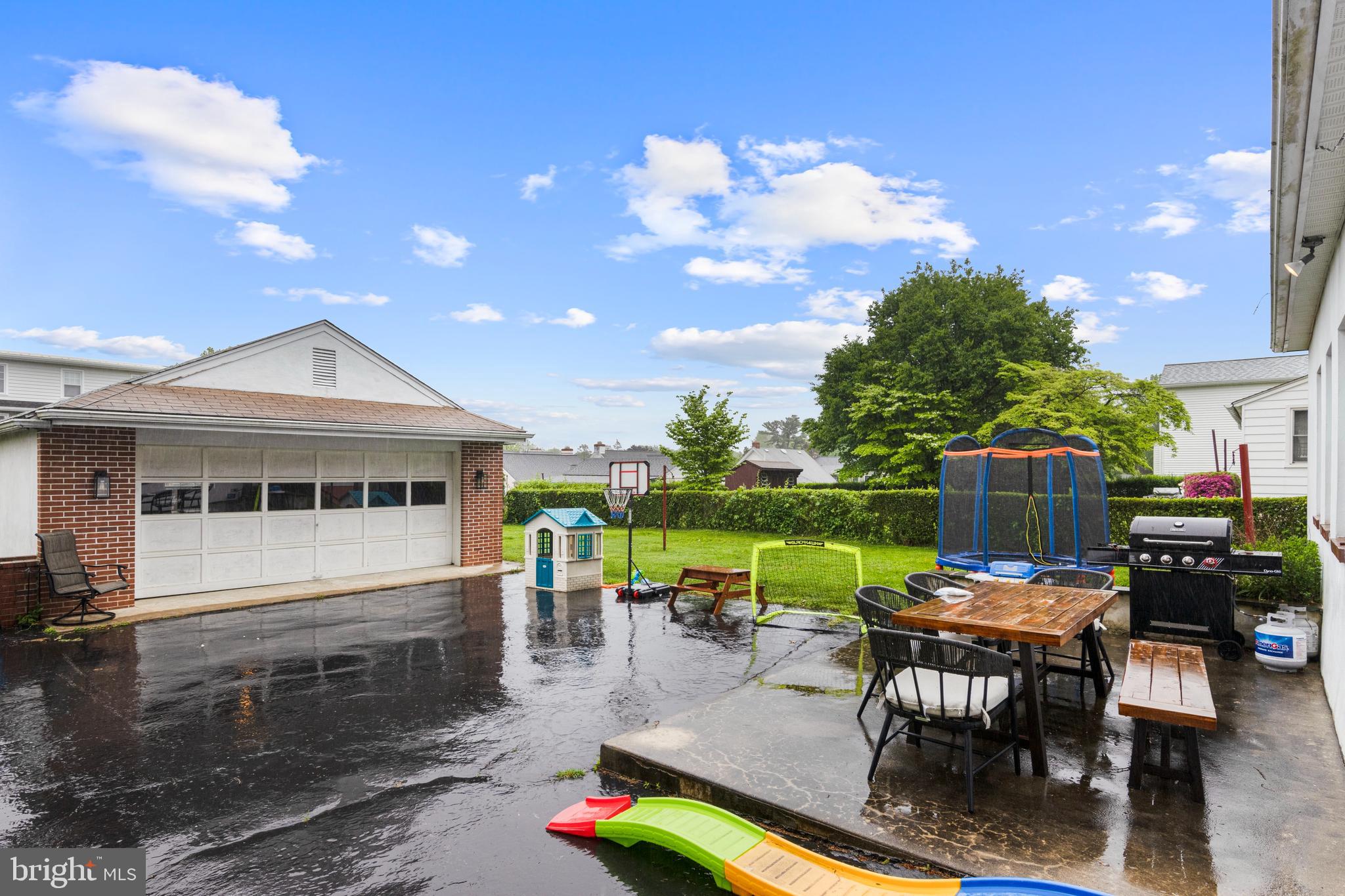217 Dorset Road Devon, PA 19333 - Photo 6 of 27 Backyard Patio-2-car Garage