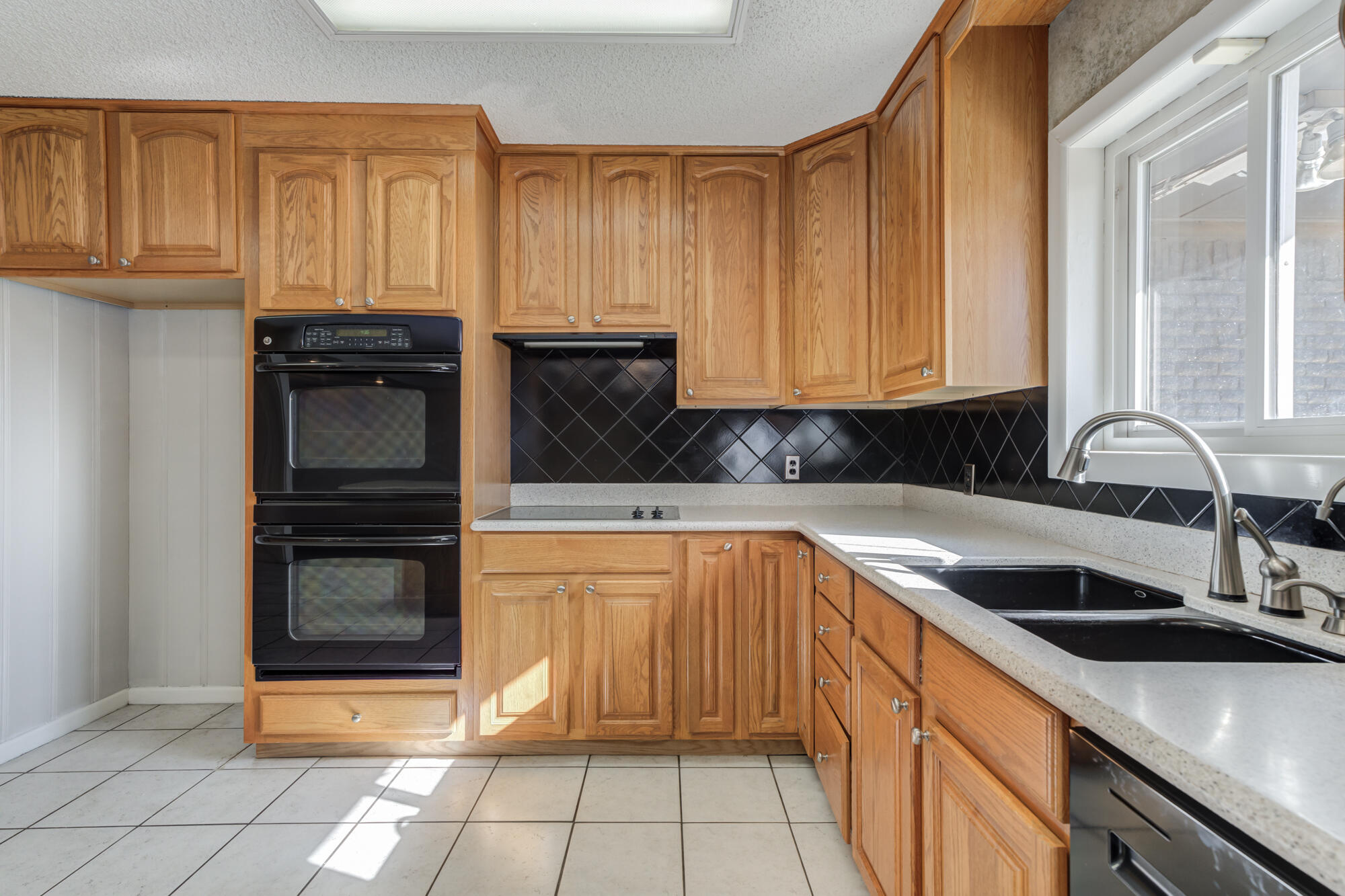 5407 7th Street Lubbock, TX 79416 - Photo 26 of 65 5407-7th-St_Lubbock-TX_24_Kitchen