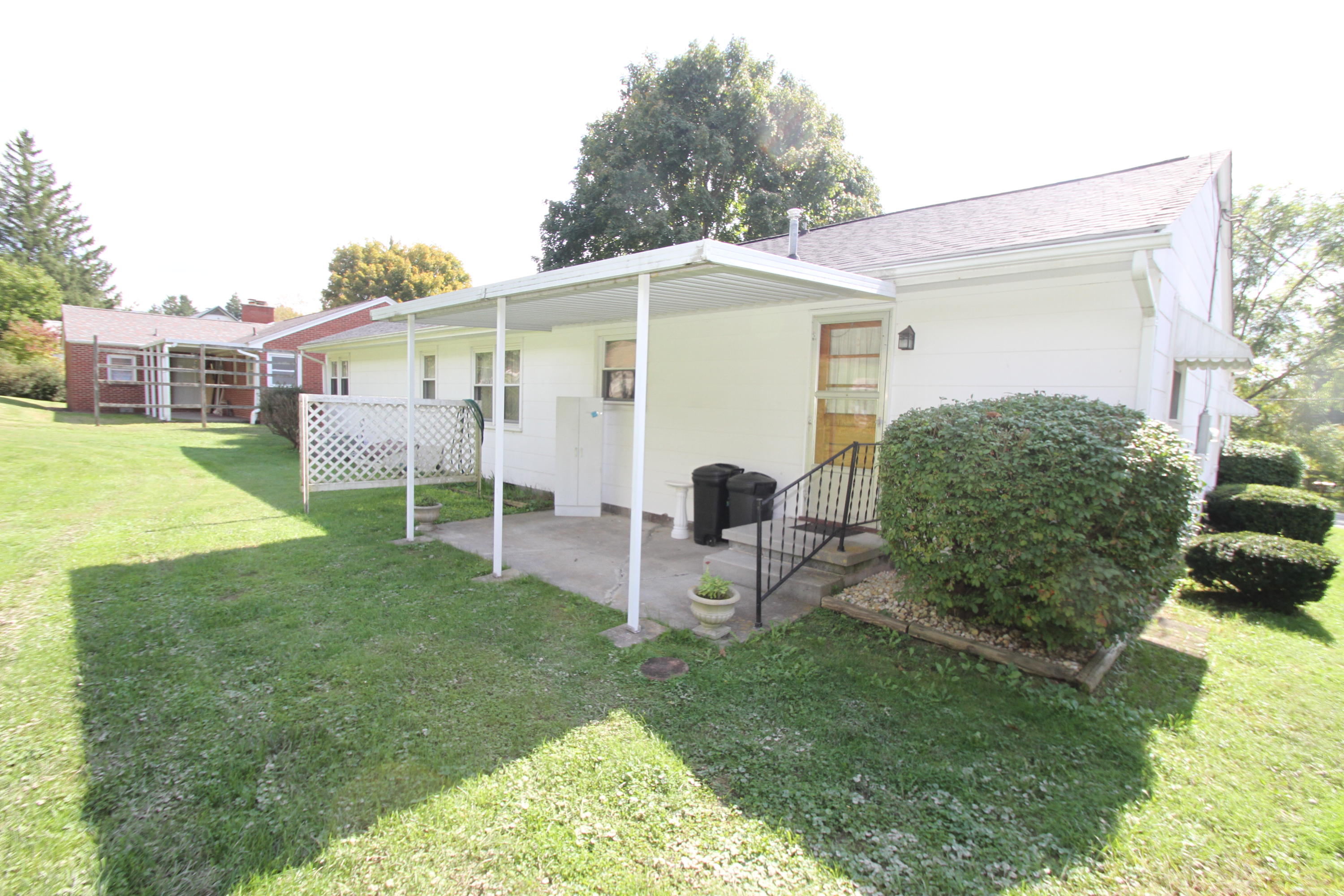 322 Rowan Road White Sulphur Springs, WV 24986 - Photo 33 of 37 Gallery Image 33