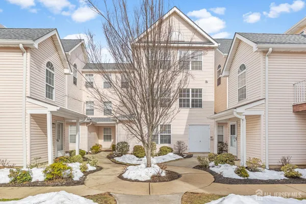 $3,100 | 421 Plymouth Road, North Brunswick, NJ 08902