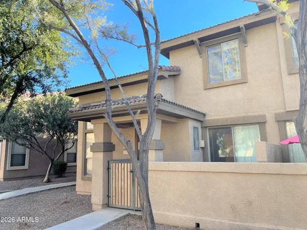 $1,995 | 1225 North 36th Street, Unit 1114, Phoenix, AZ 85008
