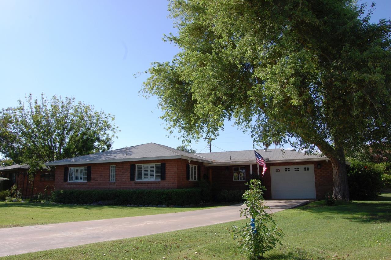 1946 E Rancho Drive 1