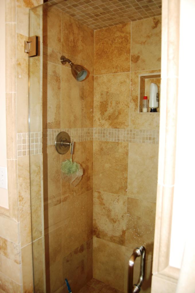 1946 East Rancho Drive Phoenix, AZ 85016 - Photo 14 of 21 Master shower