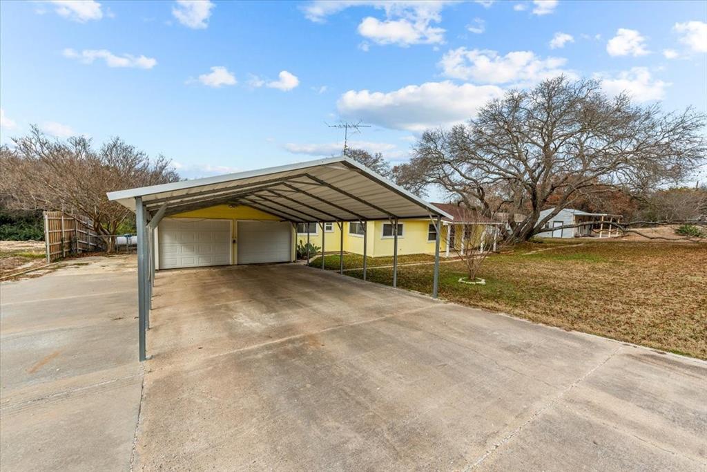 334 County Road 1296 Morgan, TX 76671 - Photo 4 of 32
