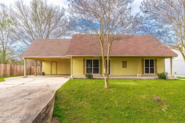 $1,600 | 222 Winsor Drive, Lafayette, LA 70507
