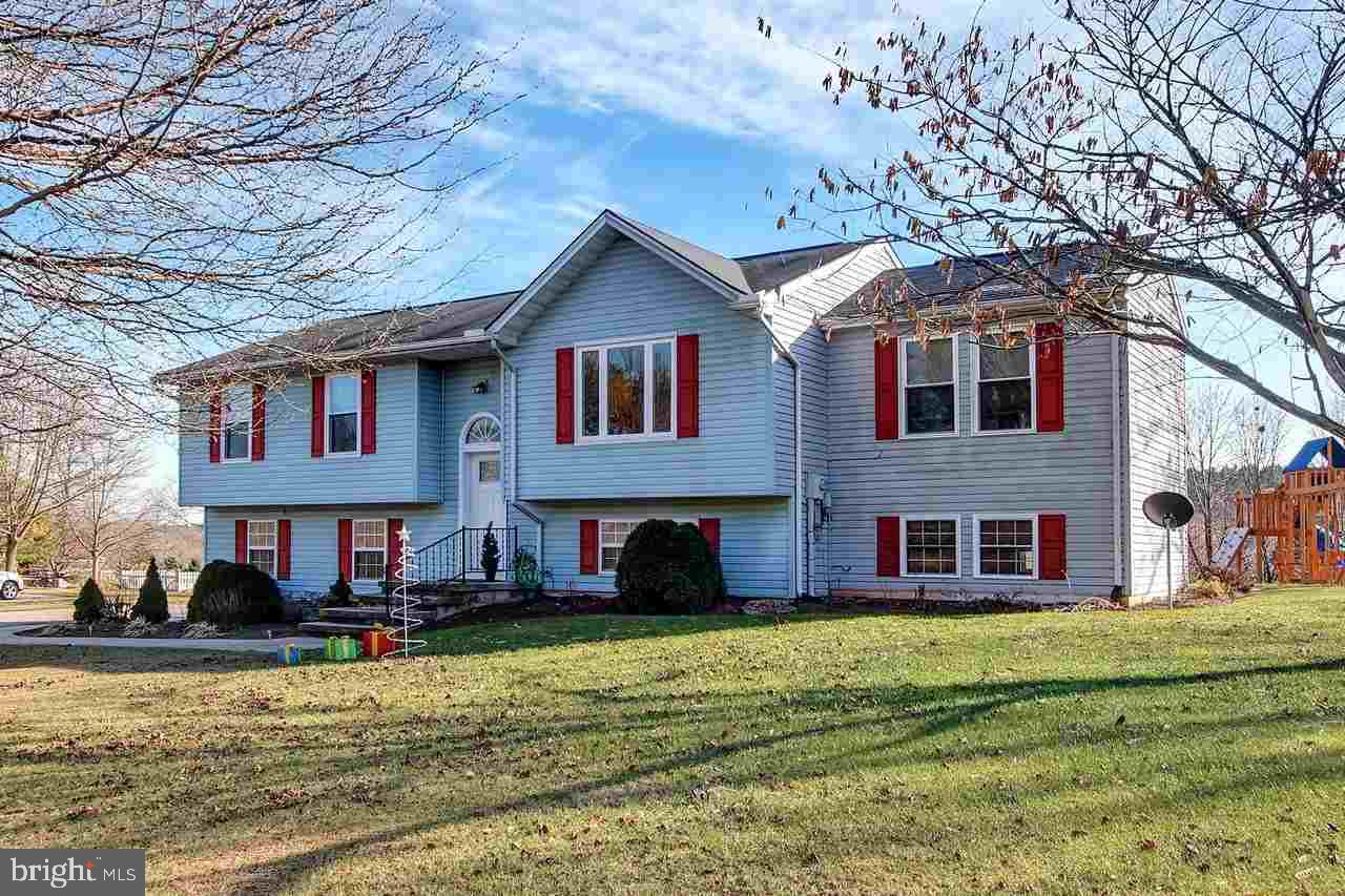 5711 Pine Road Thomasville, PA 17364 - Photo 2 of 27 Gallery Image 2