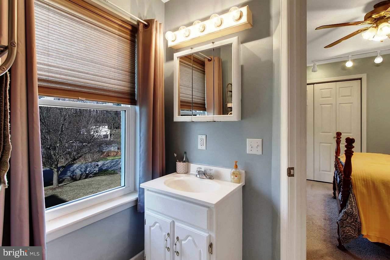 5711 Pine Road Thomasville, PA 17364 - Photo 12 of 27 Gallery Image 12
