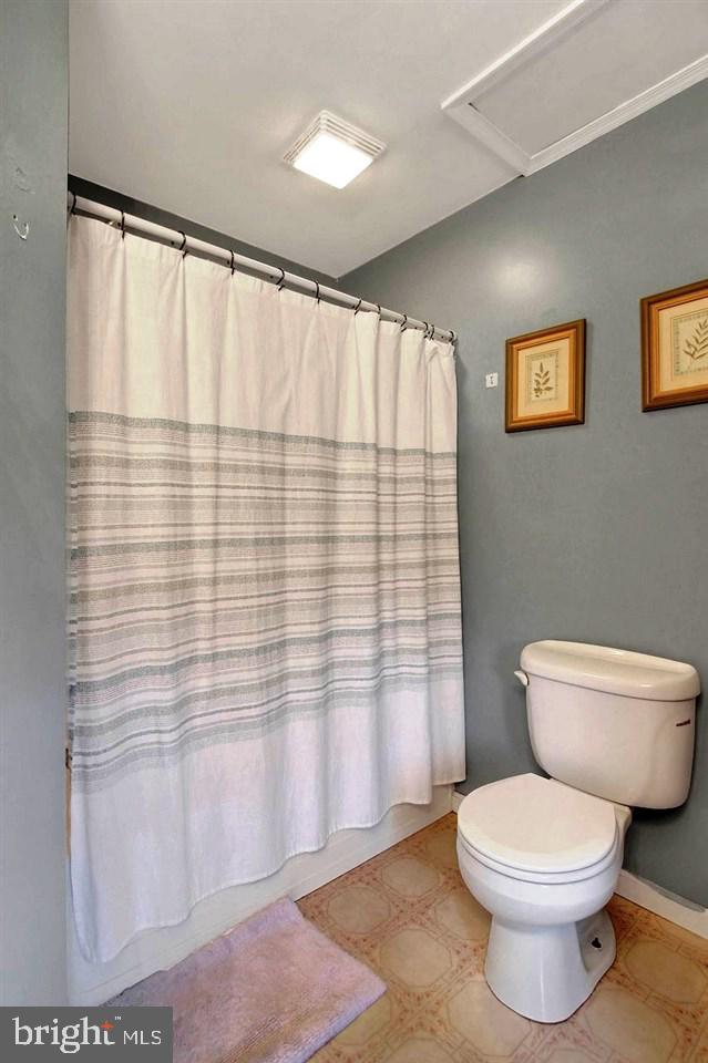 5711 Pine Road Thomasville, PA 17364 - Photo 13 of 27 Gallery Image 13
