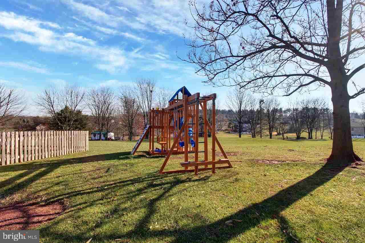 5711 Pine Road Thomasville, PA 17364 - Photo 24 of 27 Gallery Image 24