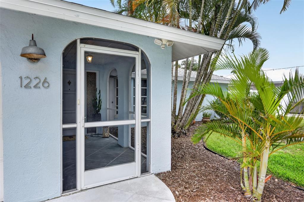 1226 Pine Needle Road Venice, FL 34285 - Photo 4 of 58