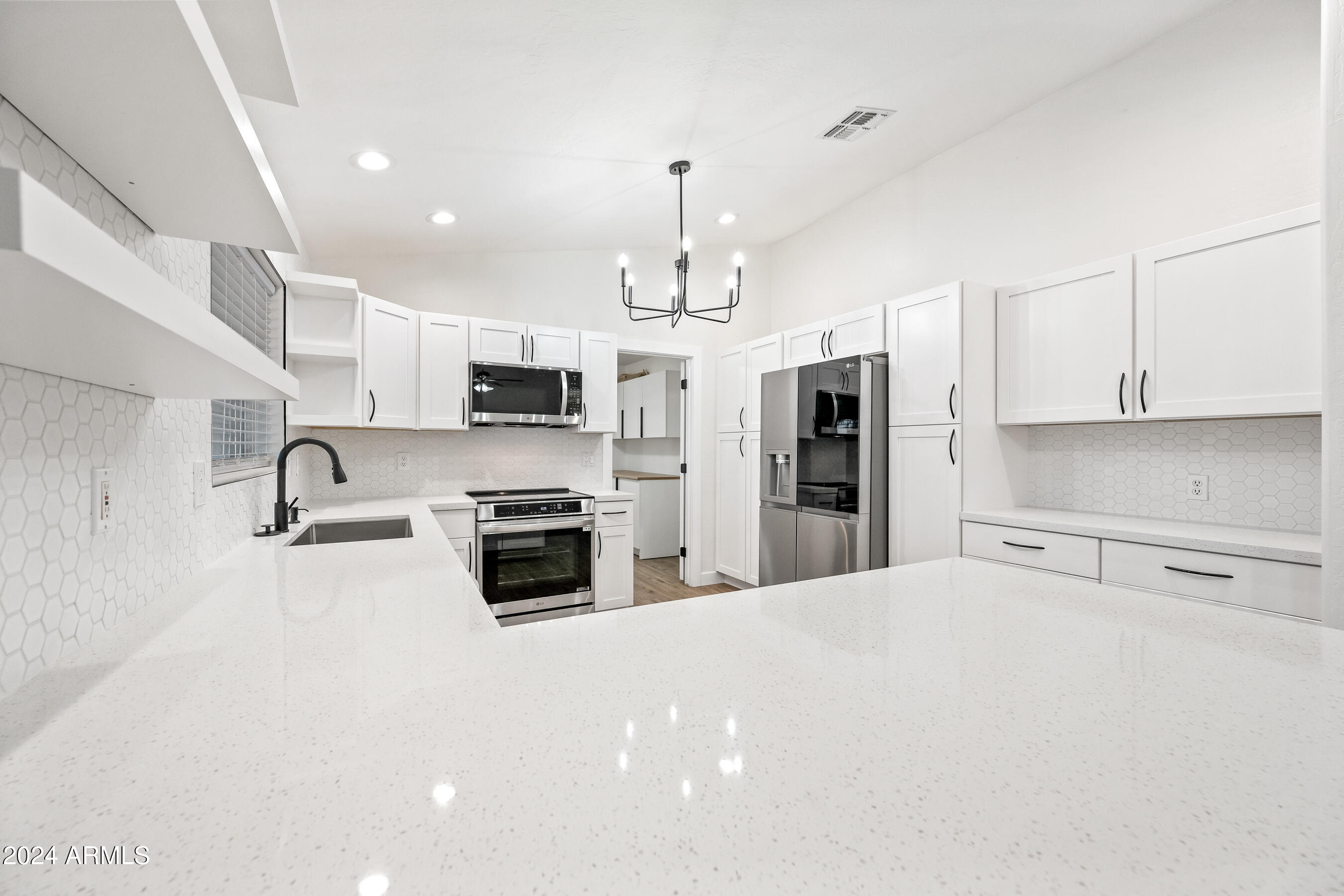 1739 West Joy Ranch Road Phoenix, AZ 85086 - Photo 39 of 65 Interior - kitchen 3