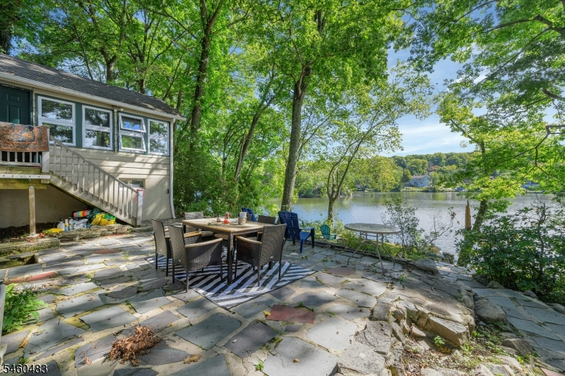 49 Lake Shore Road West Stockholm, NJ 07460 - Photo 15 of 31 Gallery Image 15
