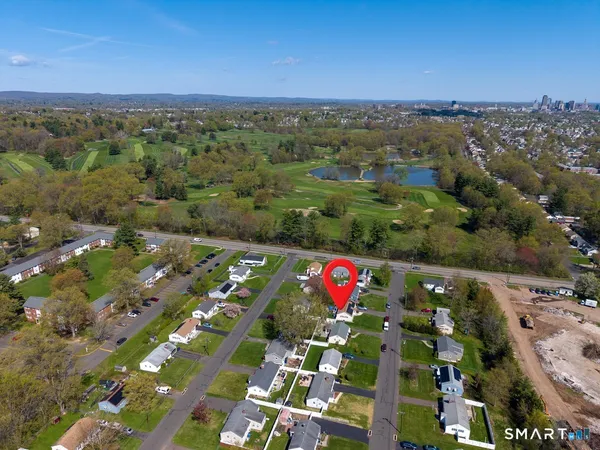 $335,000 | 21 Brookside Circle, Wethersfield, CT 06109