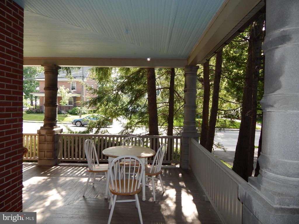 38 North Decatur Street Strasburg, PA 17579 - Photo 17 of 23