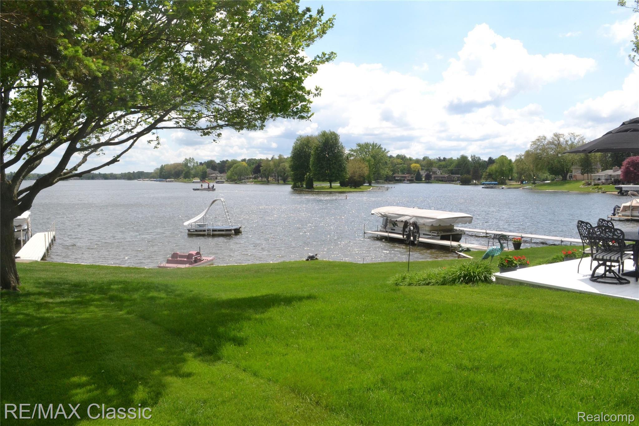 3901 East Commerce Road Commerce Township, MI 48382 - Photo 37 of 44 3901 E Commerce Rd (71).JPG