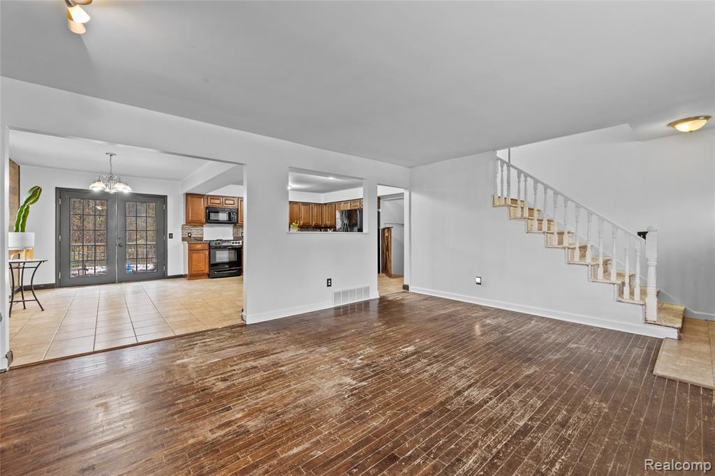 6152 North Gale Road Davison, MI 48423 - Photo 8 of 38 Gallery Image 8