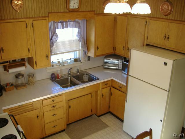 4253 Howertown Road Northampton, PA 18067 - Photo 16 of 30 Gallery Image 16