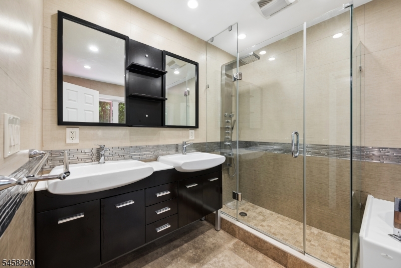 436 Ridge Road Watchung, NJ 07069 - Photo 26 of 38 Gallery Image 26