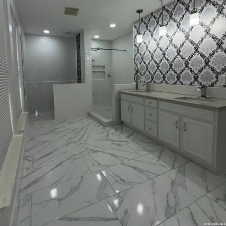 $2,950 | 11934 Altamonte Oaks, San Antonio, TX 78253