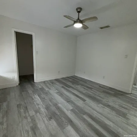 $2,950 | 11934 Altamonte Oaks, San Antonio, TX 78253