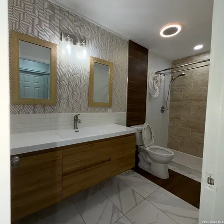 $2,950 | 11934 Altamonte Oaks, San Antonio, TX 78253