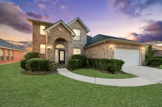 $2,500 | 13719 Hartford Court, Sugar Land, TX 77498