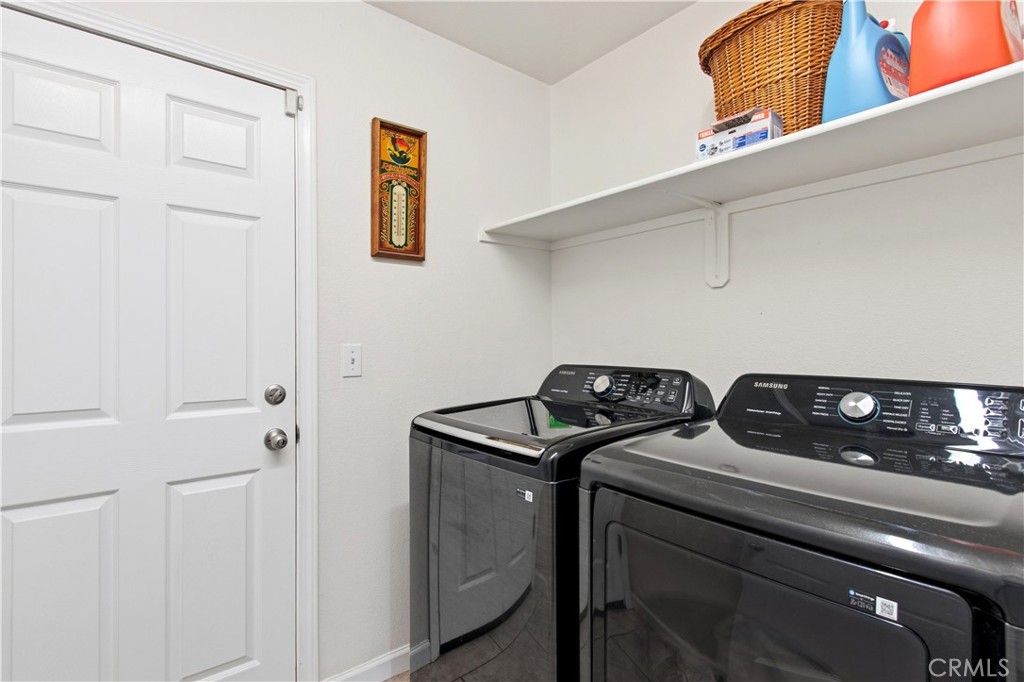 1478 La Sierra Street Merced, CA 95348 - Photo 29 of 32 a view of utility room