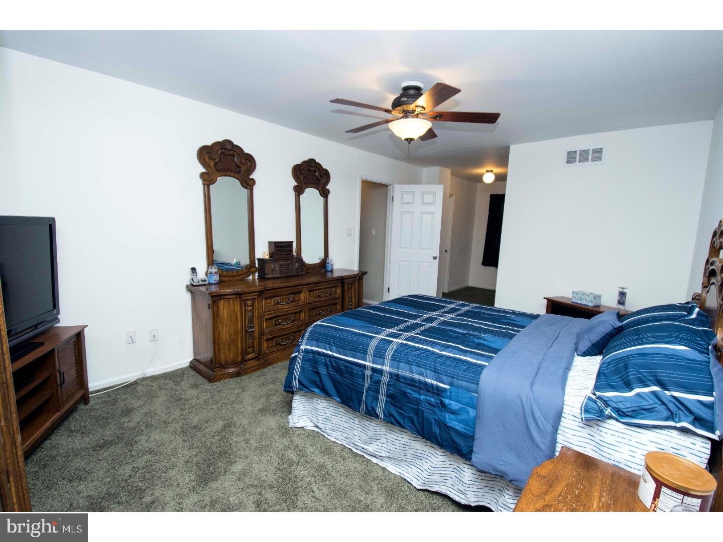 1506 Larkin Road Boothwyn, PA 19061 - Photo 12 of 25 Gallery Image 12