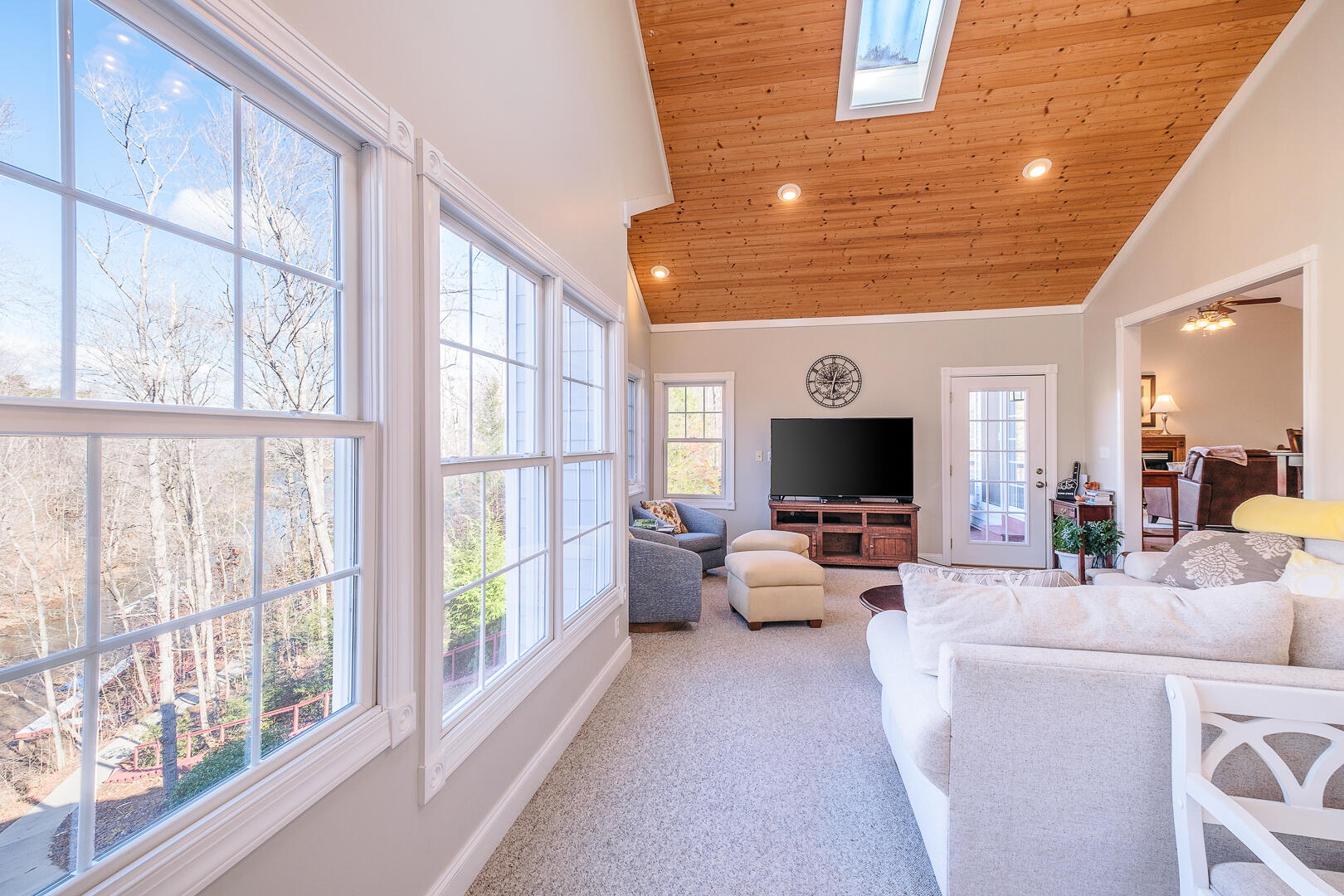 2085 Lakewood Forest Road Moneta, VA 24121 - Photo 16 of 76 2085 Lakewood Forest Rd-38