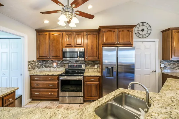 $1,199,000 | 2085 Lakewood Forest Road, Moneta, VA 24121