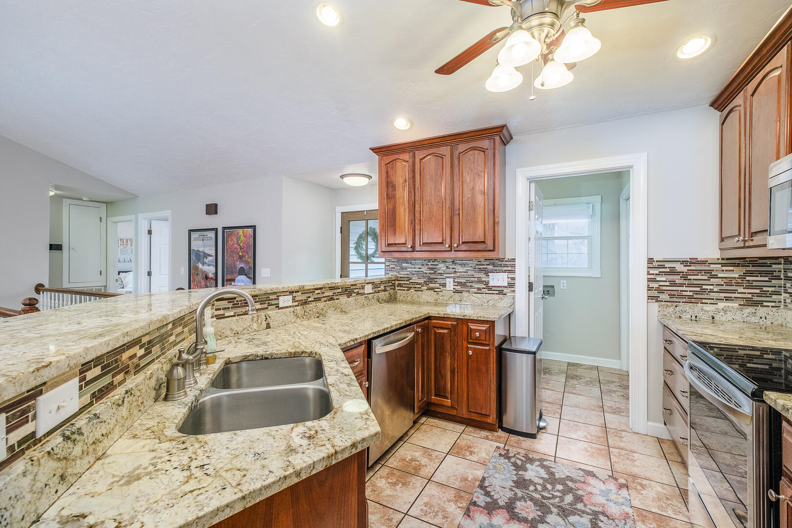 2085 Lakewood Forest Road Moneta, VA 24121 - Photo 23 of 76 2085 Lakewood Forest Rd-42