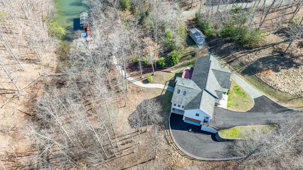 $1,199,000 | 2085 Lakewood Forest Road, Moneta, VA 24121