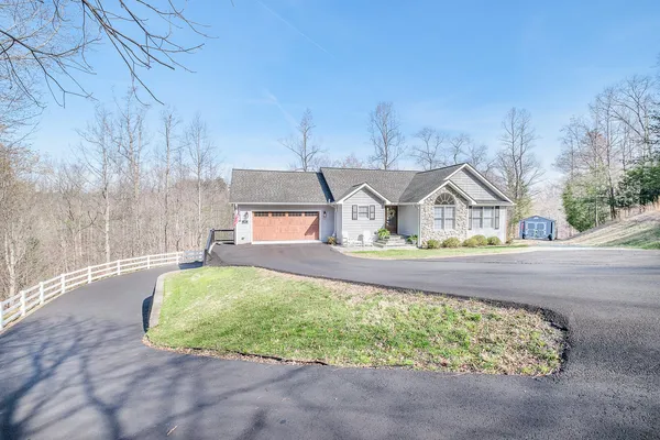 $1,199,000 | 2085 Lakewood Forest Road, Moneta, VA 24121