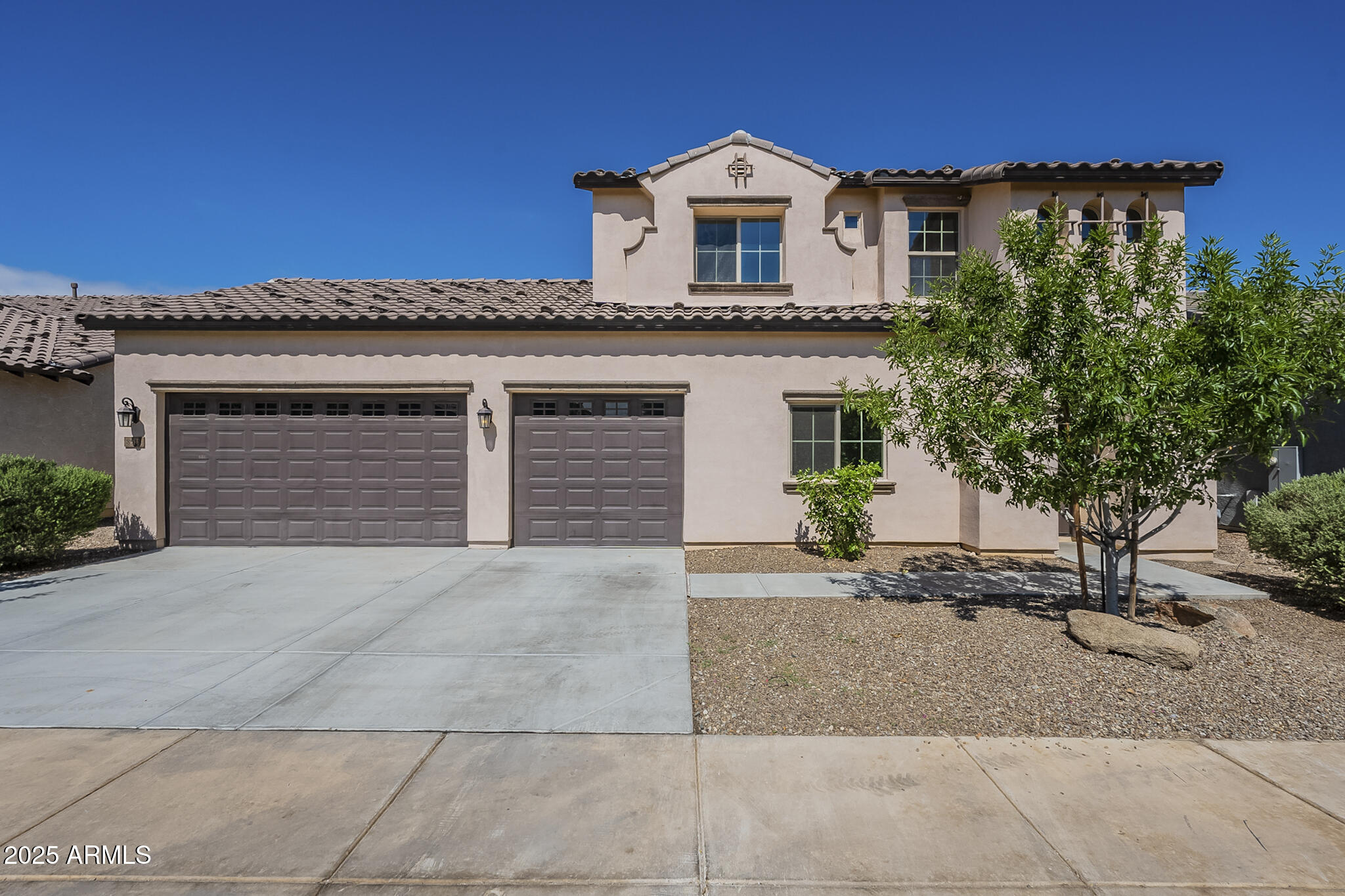 8518 South 8th Lane Phoenix, AZ 85041 - Photo 1 of 22 8th-2