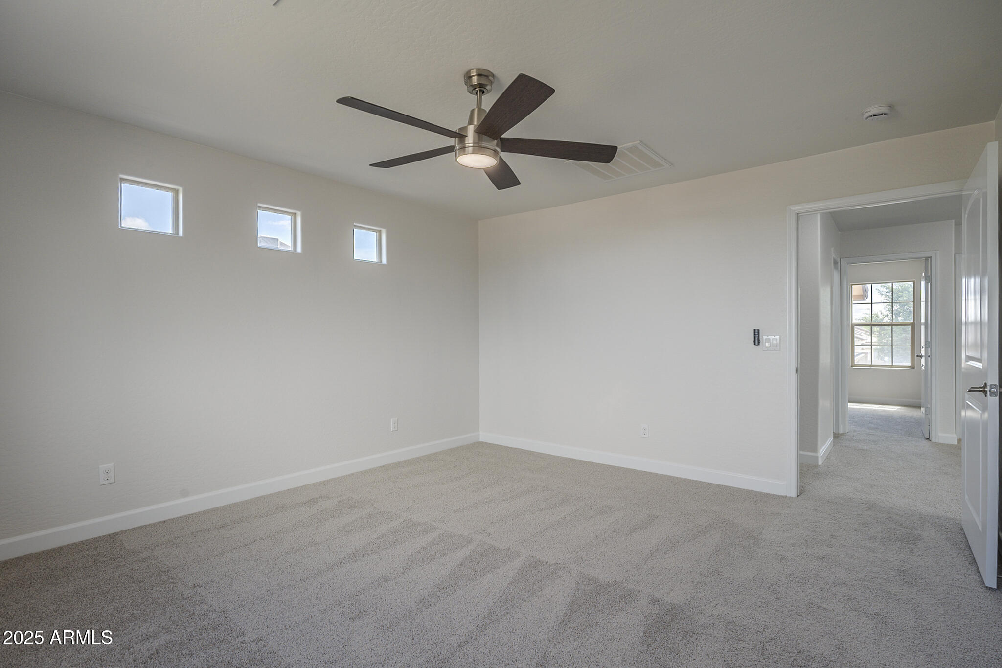 8518 South 8th Lane Phoenix, AZ 85041 - Photo 13 of 22 8th-40