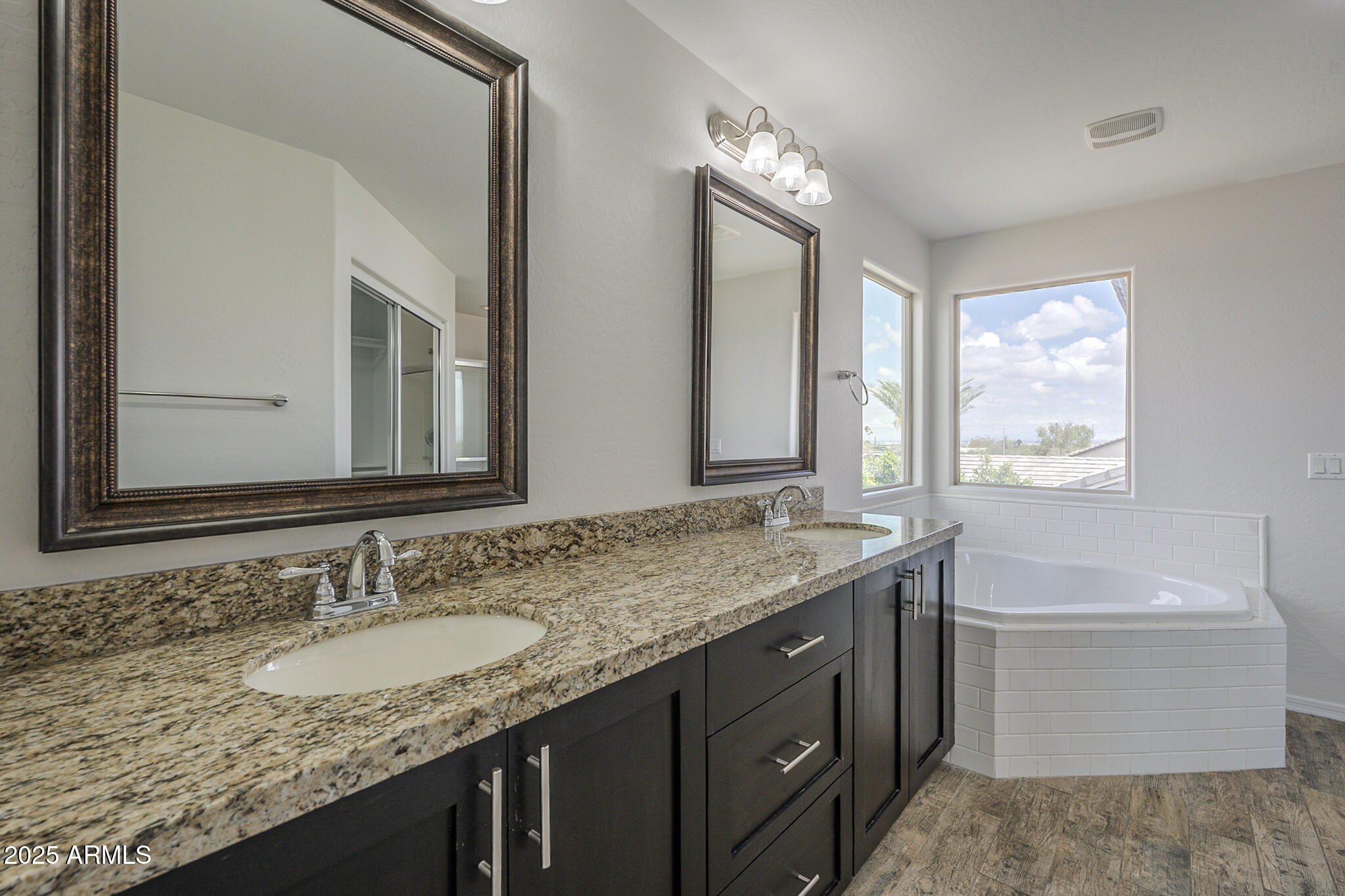 8518 South 8th Lane Phoenix, AZ 85041 - Photo 14 of 22 8th-43
