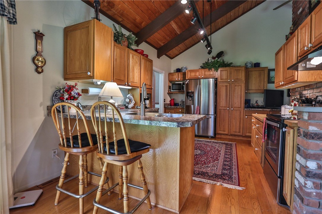 1708 New Michigan Road Farmington, NY 14425 - Photo 16 of 35