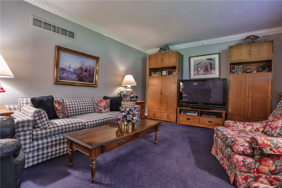 1708 New Michigan Road Farmington, NY 14425 - Photo 5 of 35