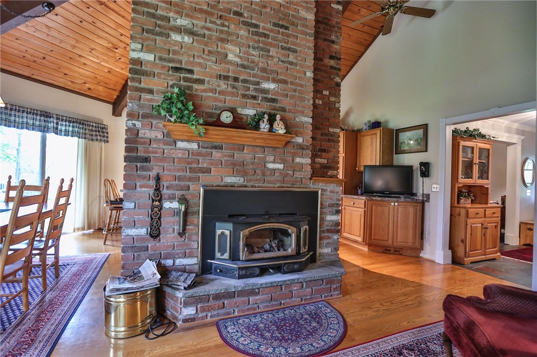 1708 New Michigan Road Farmington, NY 14425 - Photo 10 of 35