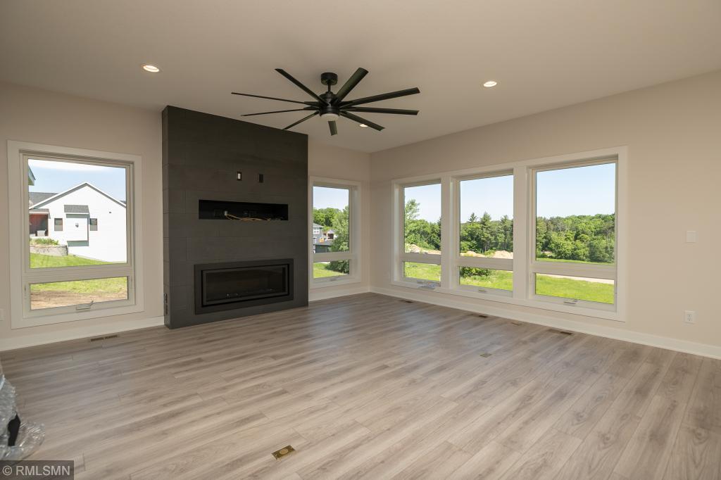 2673 Sand Trap Road Southeast Rochester, MN 55904 - Photo 3 of 32