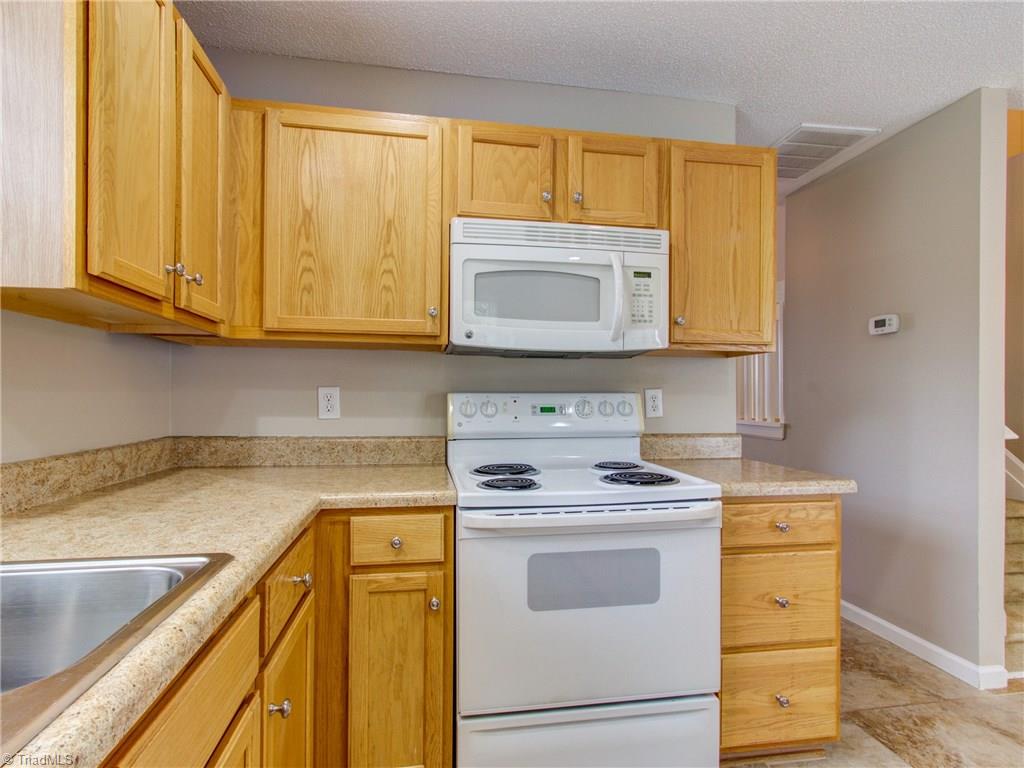 4545 Cross Ridge Lane Greensboro, NC 27410 - Photo 11 of 30